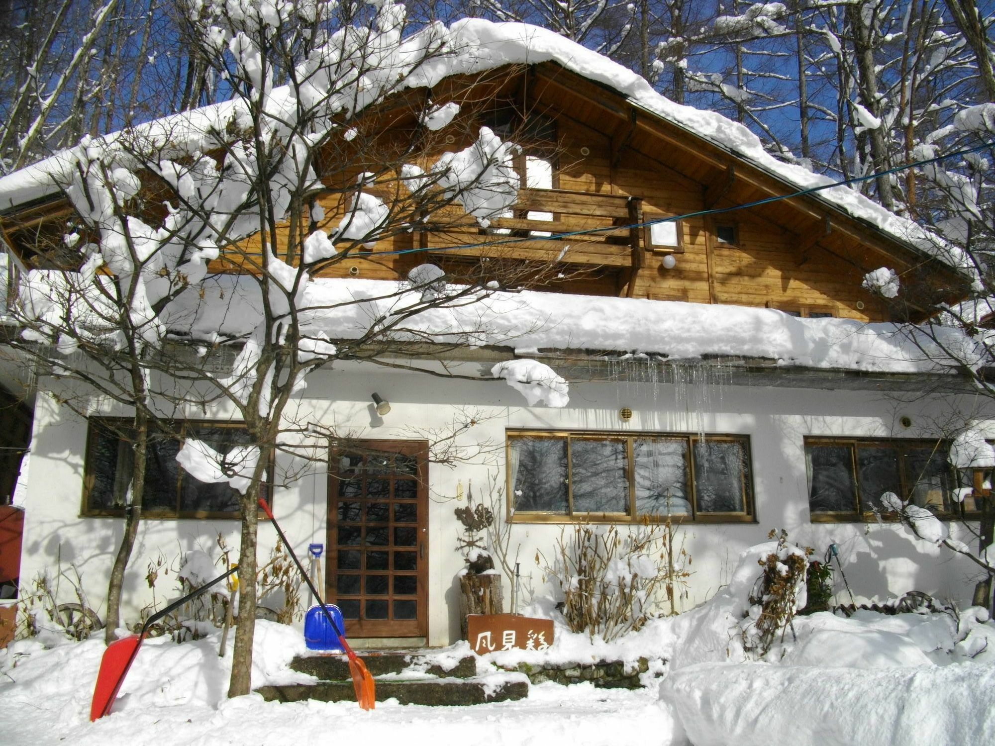 Pension Kazamidori Hakuba Exterior photo
